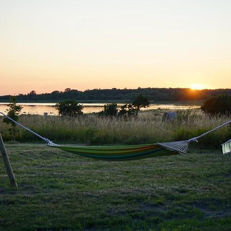 Saare Glamping Hotel Salme Kültér fotó