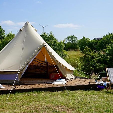 Saare Glamping Hotel Salme Kültér fotó