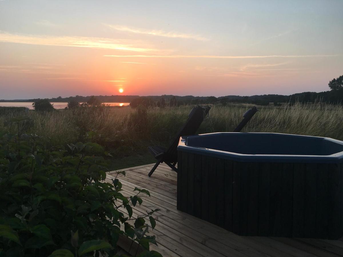 Saare Glamping Hotel Salme Kültér fotó