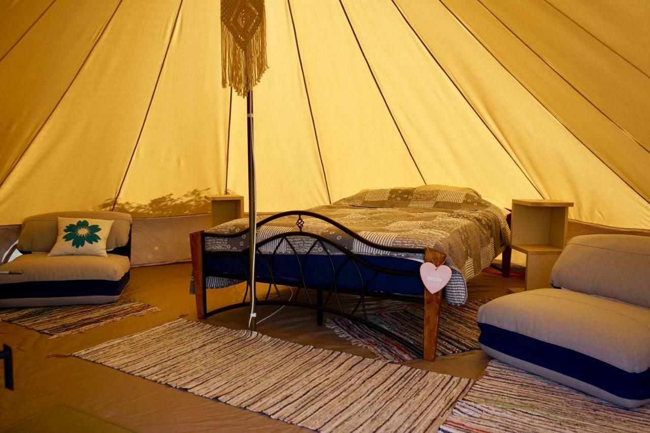 Saare Glamping Hotel Salme Kültér fotó