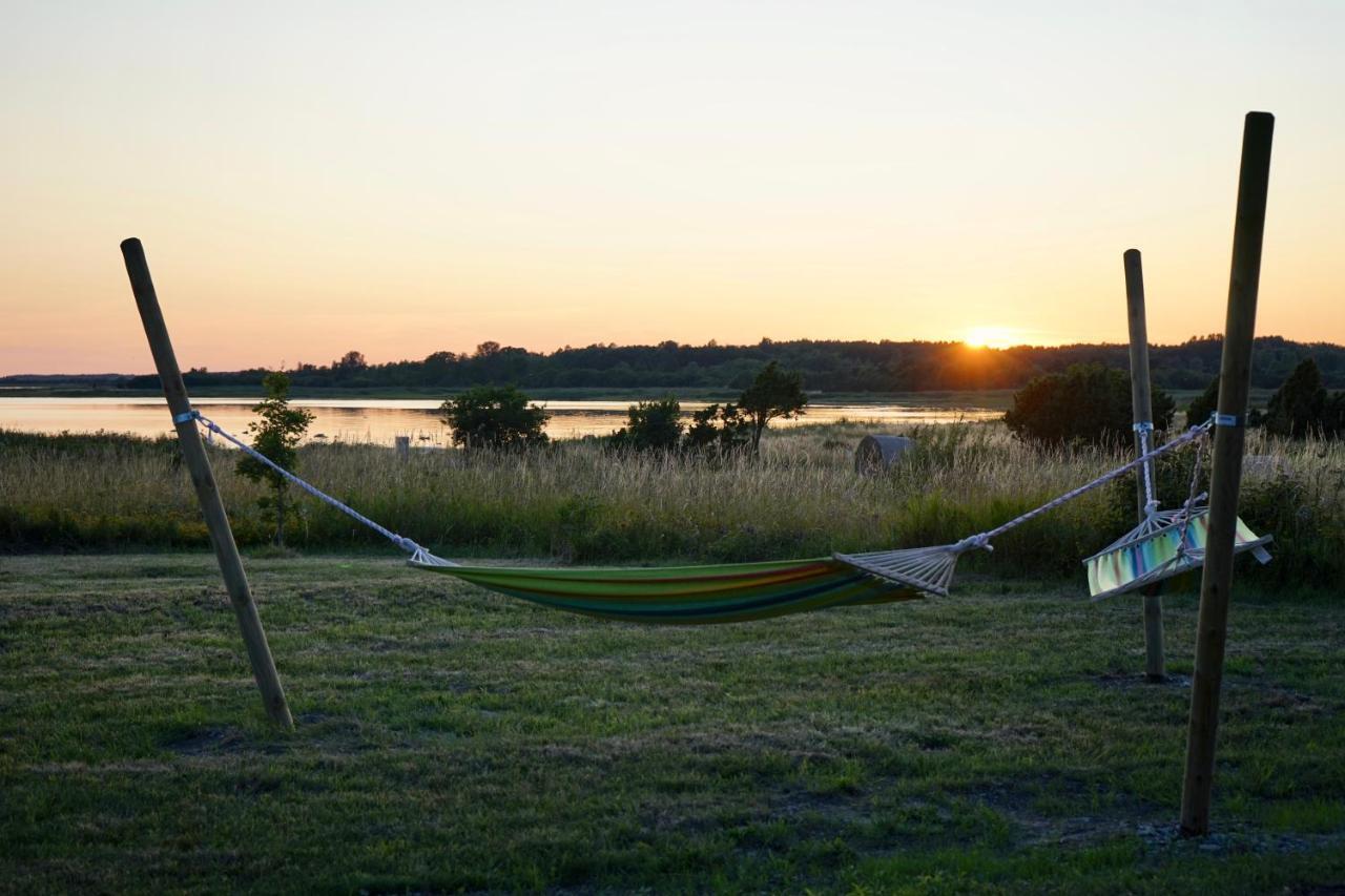 Saare Glamping Hotel Salme Kültér fotó